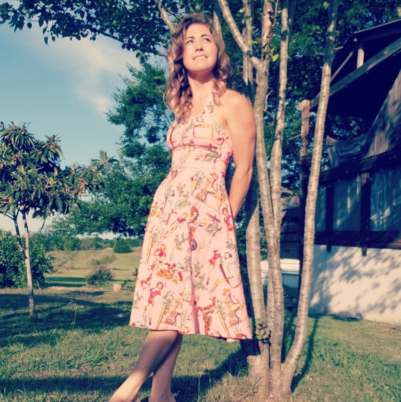 Meet your Posher, Kat - Picture 4 of 4